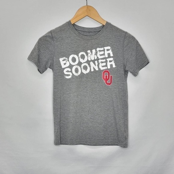 ADIDAS Oklahoma University Sooners Short Sleeve Soft T shirt Booner Sooner - Picture 3 of 13